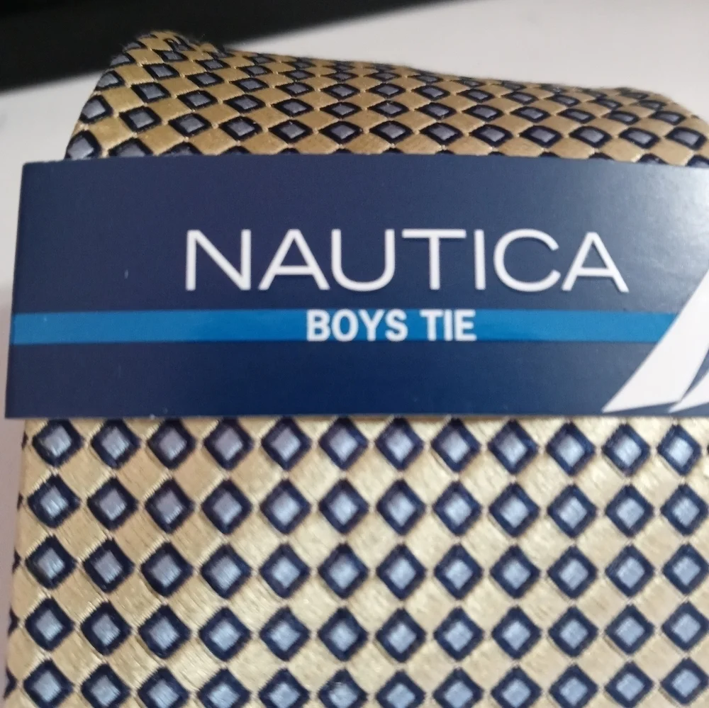 Nautica 100% silk Boy's lattice print necktie 49/3